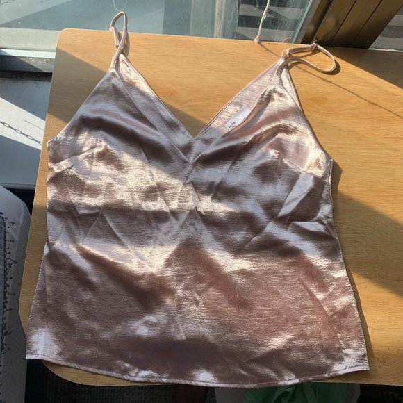 Revolve SADIE DEEP V TANK IN BLUSH - Picture 3 of 5